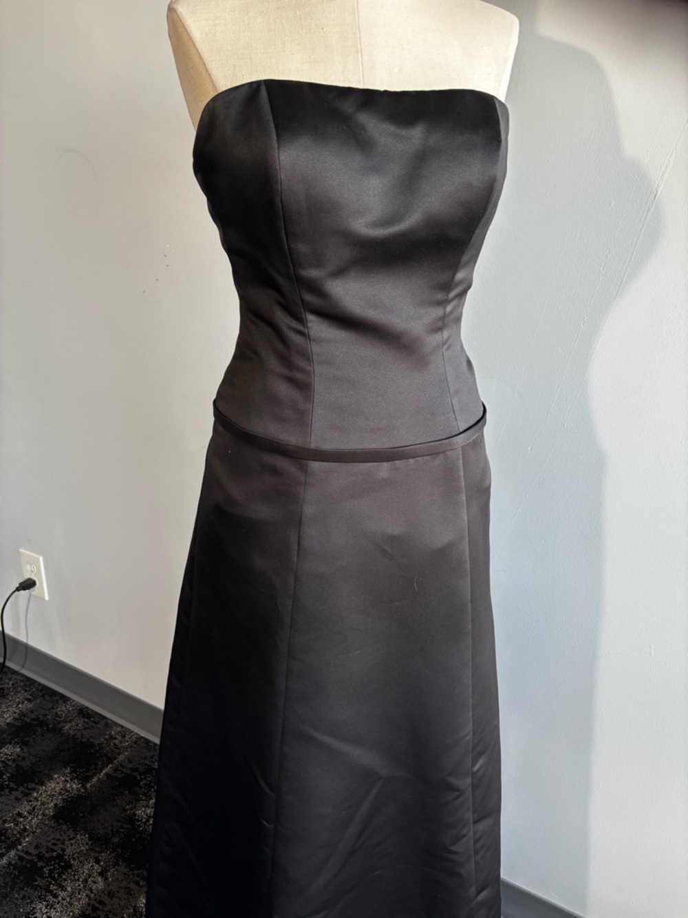 Saison Blanche Strapless Black Satin Gown